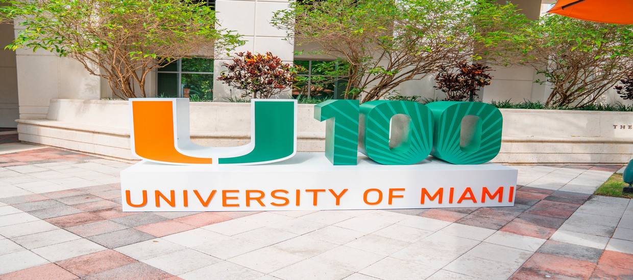 Photo by Isabella Frias/UHealth- Lifestyle and Medical Campus Photos--Campus Life with students